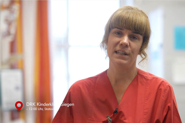 Eine Kinderkrankenpflegekraft der chirurgischen erzählt ihre Geschichte