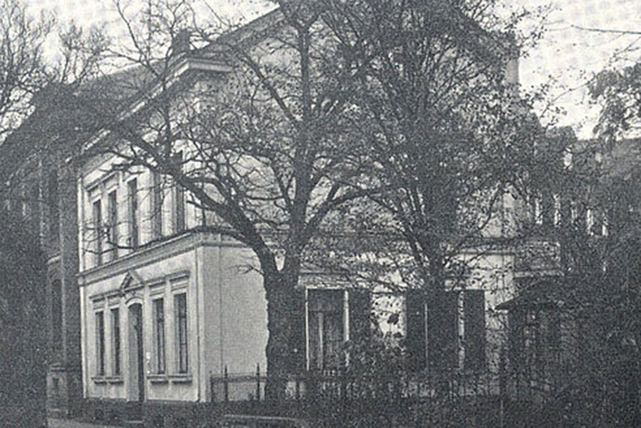 Bild um 1918: Das Kinderkrankenhaus Siegen