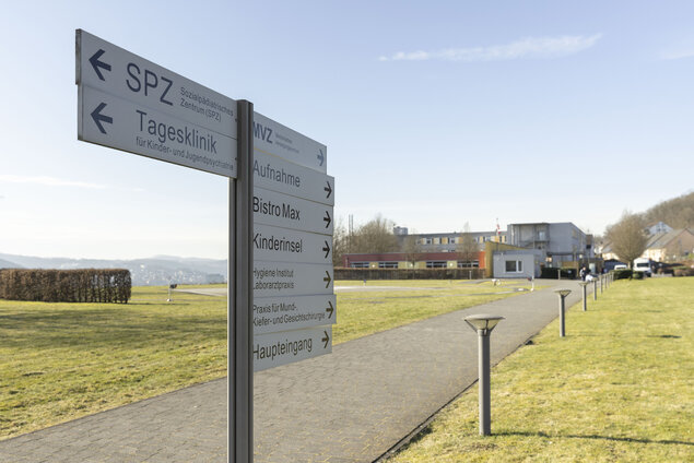 Wegweiser der DRK Kinderklinik Siegen